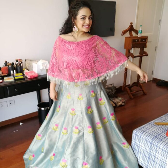 Cute Nithya Menen HD Wallpapers & 1080p HD Images - AboutFeed - Latest ...